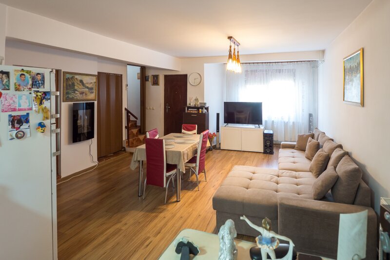 Pantelimon, vila individuala, cu 5 camere.