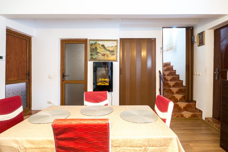 Pantelimon, vila individuala, cu 5 camere.